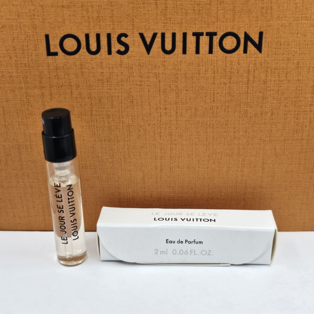 ⭐️3pc✅️Louis Vuitton LE JOUR SE LEVE FRAGRANCE - Picture 4 of 11